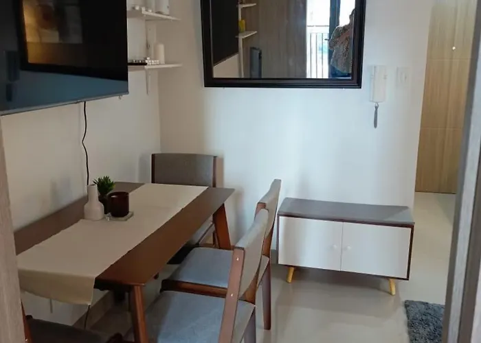 Apartment Shore 2 Residences High Speed Internet Walking Distance To Moa And Ikea Manila
