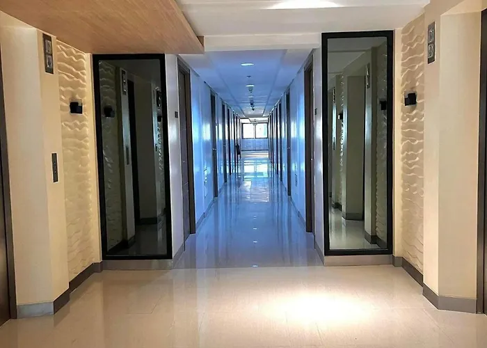 Shore 2 Residences High Speed Internet Walking Distance To Moa And Ikea Apartment Manila